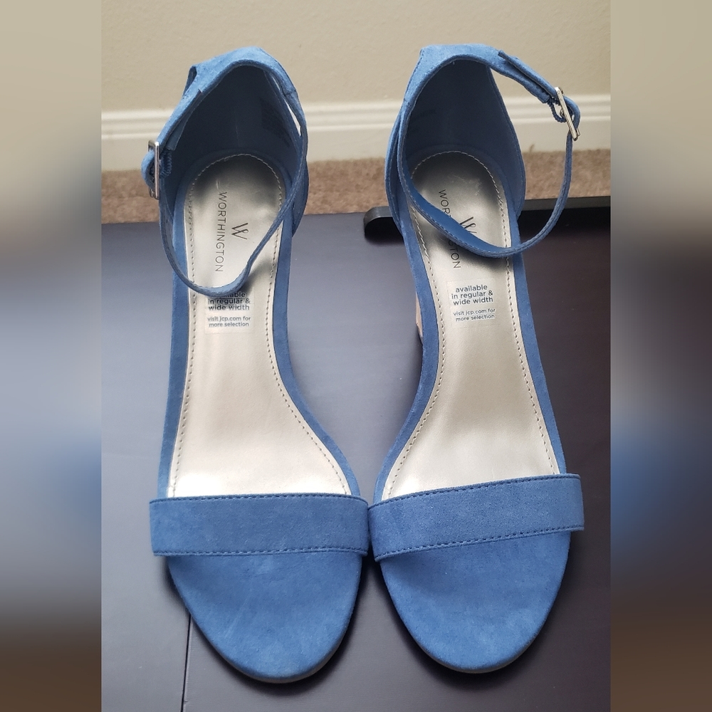NWOT Worthington Blue Ankle Strap Sandal 3.5" Heels Size 8